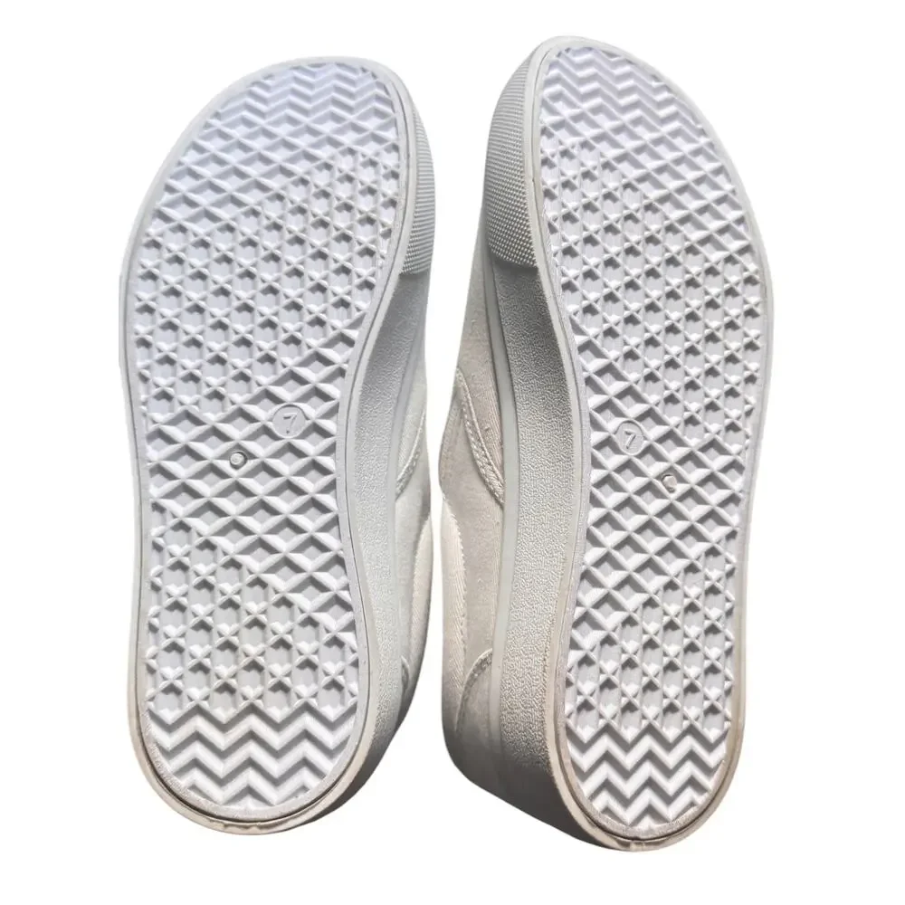 Maurices White Slip-On Low Heel Sneakers Sz 7 New With Tag